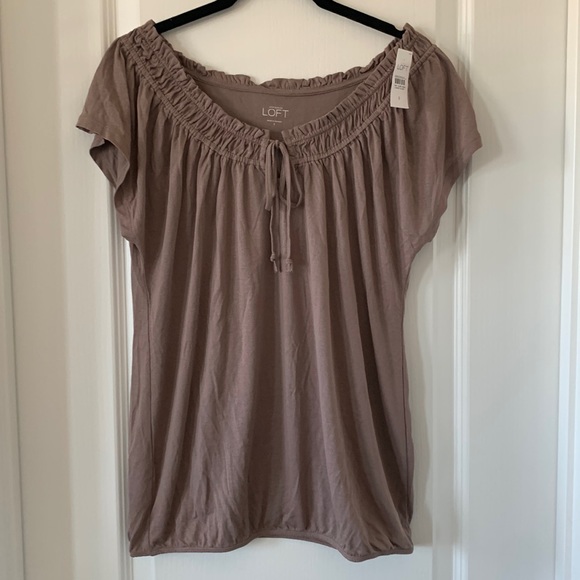 LOFT Tops - NWT LOFT Purple Ruffled Boatneck Tie-Front Short Sleeves Top Size S